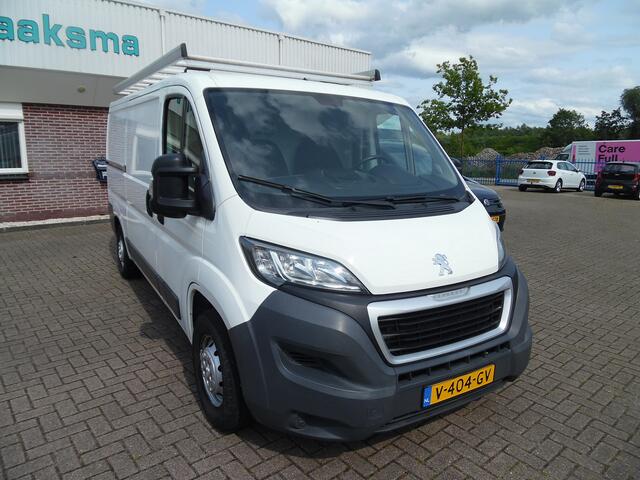 Peugeot BOXER 330 2.0 BlueHDI L2H1 Pro 3 zitter
