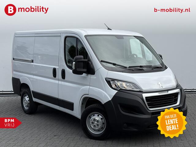 Peugeot BOXER 2.2 BlueHDi 120 L1H1 3.3t Trekhaak 2.500kg Apple CarPlay | Achteruitrijcamera | Geveerde Stoel | Cruise Control | 3-Zitplaatsen