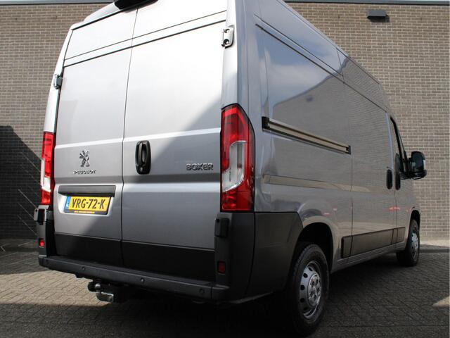 Peugeot BOXER 330 2.2 BlueHDi 140 L2H2 Asphalt CruiseControl, Trekhaak, Airco, Navigatie, Achteruitrijcamera, DAB Radio