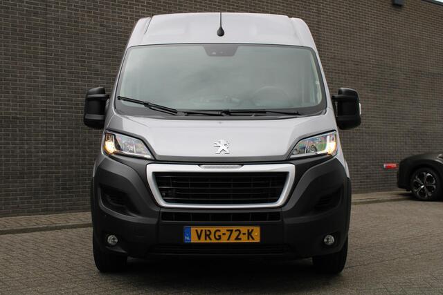 Peugeot BOXER 330 2.2 BlueHDi 140 L2H2 Asphalt CruiseControl, Trekhaak, Airco, Navigatie, Achteruitrijcamera, DAB Radio