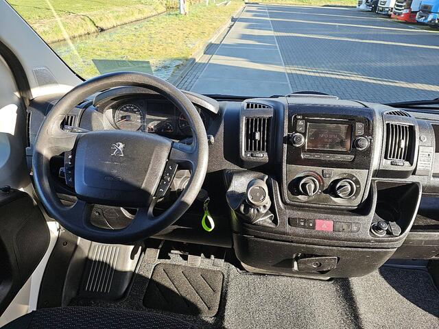 Peugeot BOXER 333 2.2 HDI L2H2 Airco Imperiaal-Trap Trekhaak Camera!