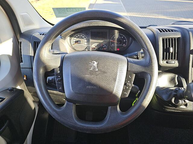 Peugeot BOXER 333 2.2 HDI L2H2 Airco Imperiaal-Trap Trekhaak Camera!