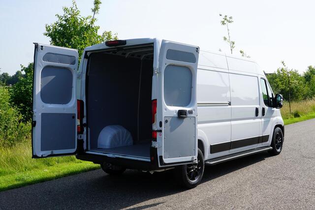 Peugeot BOXER 2.2 BlueHDi 180 L3H2 3.5t Automaat |180 pk |Trekhaak |Betimmering |Digitaal dashboard |Groot scherm |Carplay |1e eigenaar |EURO6D |Camera |Cruise |Navi |Topstaat