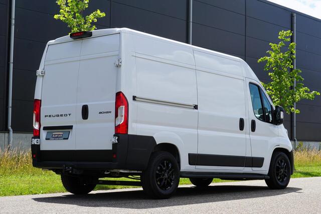Peugeot BOXER 2.2 BlueHDi 180 S&S L2H2 3.5t Automaat |Topstaat |Cruise |Climate |Camera |Groot scherm |Digitaal dashboard |Trekhaak |180 pk |1e eigenaar |3500 KG