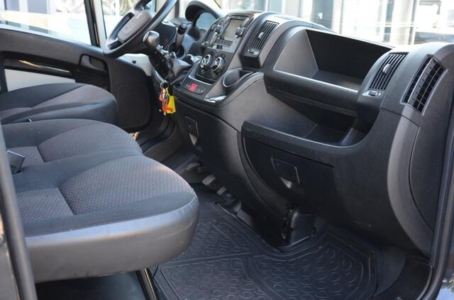 Peugeot BOXER 2.0 BlueHDI 335 Bakwagen/Meubelbak Laadklep 165PK