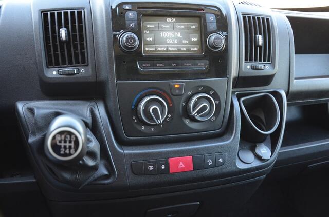 Peugeot BOXER 2.0 BlueHDI 335 Bakwagen/Meubelbak Laadklep 165PK
