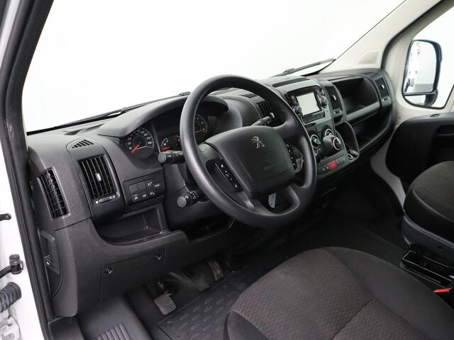 Peugeot BOXER 2.2BlueHDi 140PK L3H2 Premium | Imperiaal | Trekhaak | Airco | Cruise | Betimmering