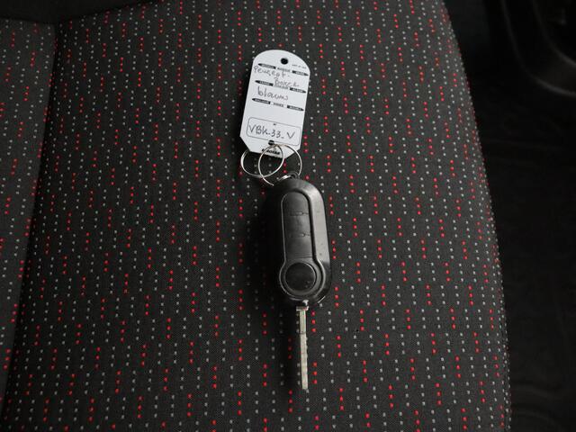 Peugeot BOXER 2.0BlueHDI 130PK L1H1 Premium | 2xSchuifdeur | Navigatie | Airco | Cruise | Trekhaak
