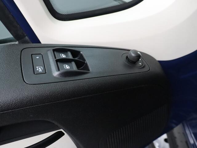 Peugeot BOXER 2.0BlueHDI 130PK L1H1 Premium | 2xSchuifdeur | Navigatie | Airco | Cruise | Trekhaak
