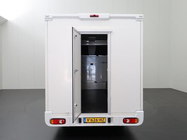 Peugeot BOXER 2.0BlueHDI 160PK Bakwagen Speciaalbouw | Navigatie | Airco | Inrichting