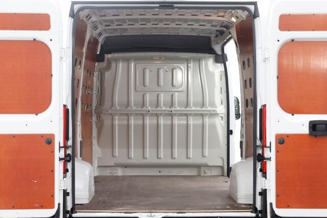 Peugeot BOXER 2.2 BlueHDi 165pk L2H2 Premium Airco/Navi/Camera 05-2021