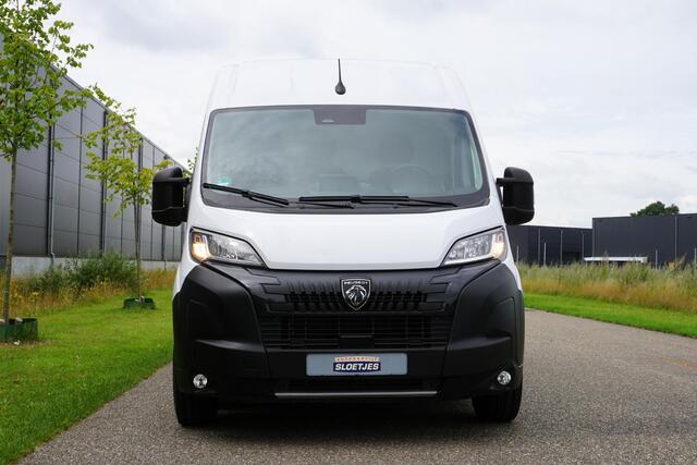 Peugeot BOXER 2.2 BlueHDi 180 L3H2 3.5t Automaat |180 pk |Trekhaak |Digitaal dashboard |Groot scherm |Carplay |1e eigenaar |EURO6D |Camera |Cruise |Navi |Topstaat