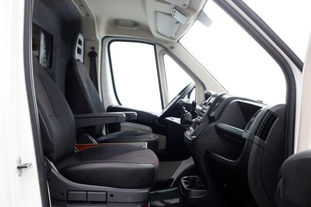 Peugeot BOXER 2.0 BlueHDI 130pk E6 L1H2 Premium Airco/Camera/Inrichting 06-2018