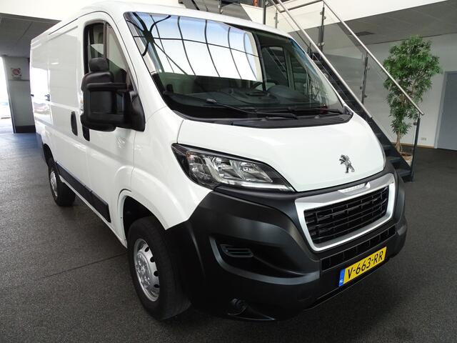 Peugeot BOXER 330 2.0 BlueHDI L1H1 Premium
