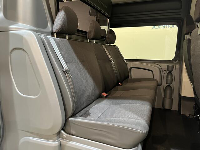 Peugeot BOXER 2.2 BlueHDi L2H2 140 PK DC Dubbel Cabine / Euro 6 / Airco / Cruise Control / Trekhaak / Camera / CarPlay / 12.800 KM !!