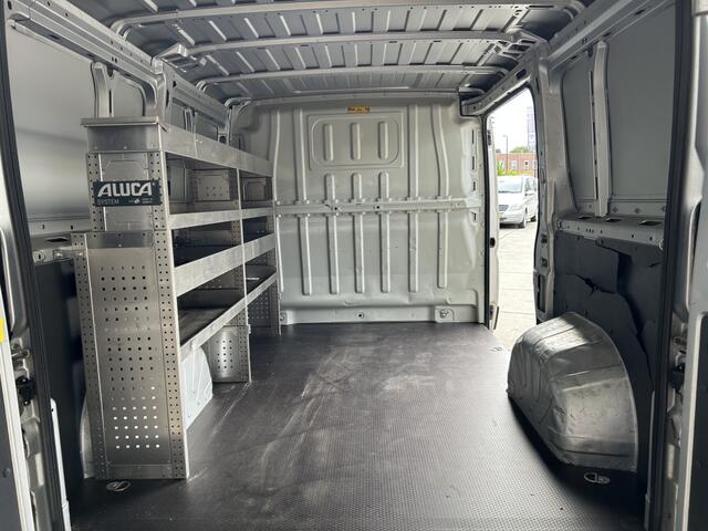 Peugeot BOXER 330 2.0 HDI L1H1 ZILVER NAVI