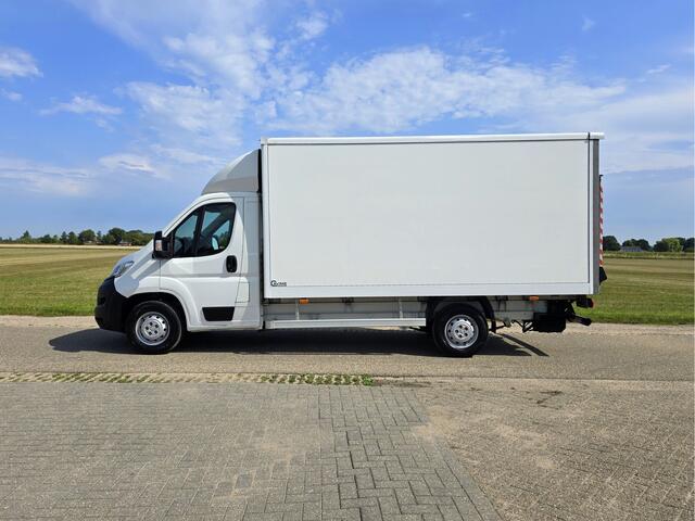 Peugeot BOXER 435 2.2 BlueHDi Bakwagen + laadklep - 165 Pk - Euro 6 - Airco - Cruise Control