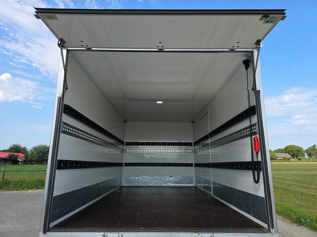 Peugeot BOXER 435 2.2 BlueHDi Bakwagen + laadklep - 165 Pk - Euro 6 - Airco - Cruise Control