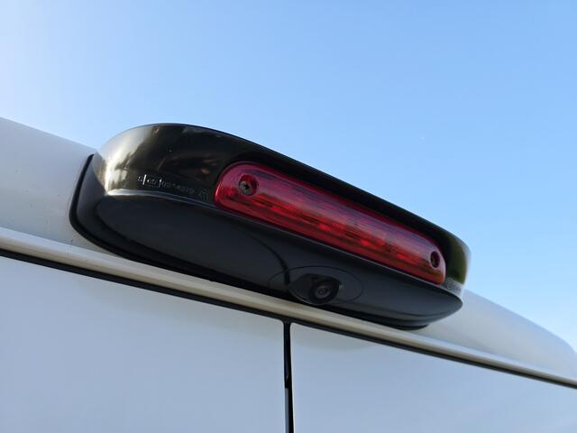 Peugeot BOXER 335 2.2 BlueHDi L2 H2 - Euro 6 - 140 Pk - ParkeerCamera - Airco - Cruise Control