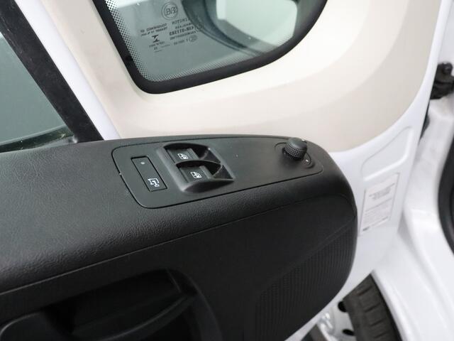 Peugeot BOXER 2.2 BlueHDi 120PK L2H1 ( Motor Stuk ) | Engine Broken | 2022 | Camera | Airco