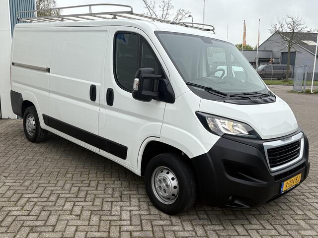 Peugeot BOXER 330 2.0 111Pk BlueHDI L2H1 Premium / Cruise / Airco / IMPERIAAL / Trekhaak / Apk t/m 28-09-2026