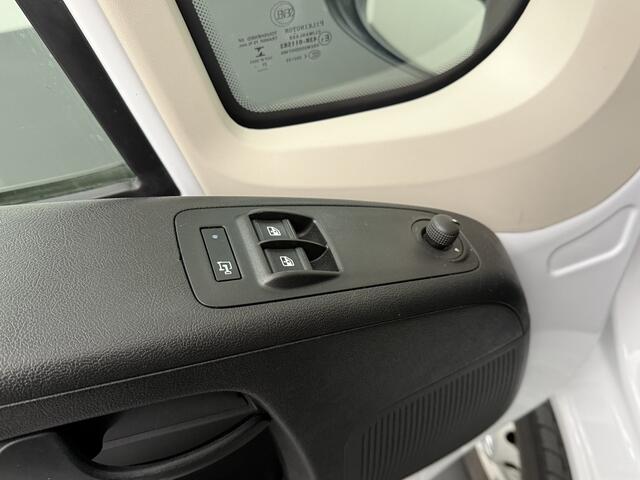 Peugeot BOXER 2.2HDi 140PK L3H2 Imperiaal | Betimmering | 3-Persoons