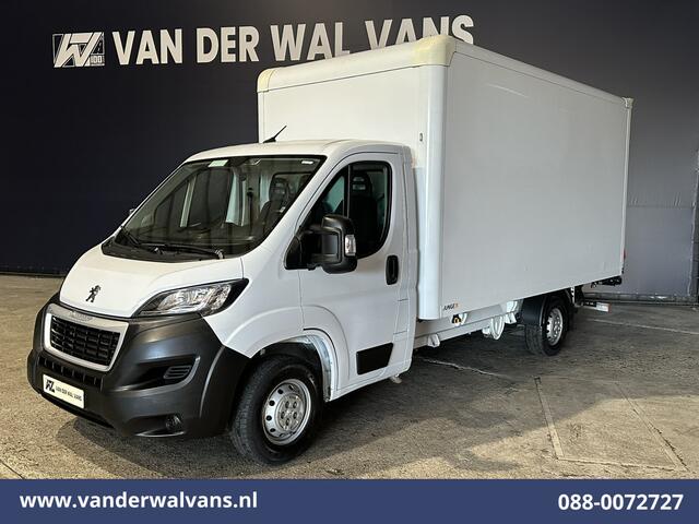 Peugeot BOXER 2.2 BlueHDi 141pk Bakwagen Laadklep Euro6 Airco | Cruisecontrol | 985kg laadvermogen Bijrijdersbank