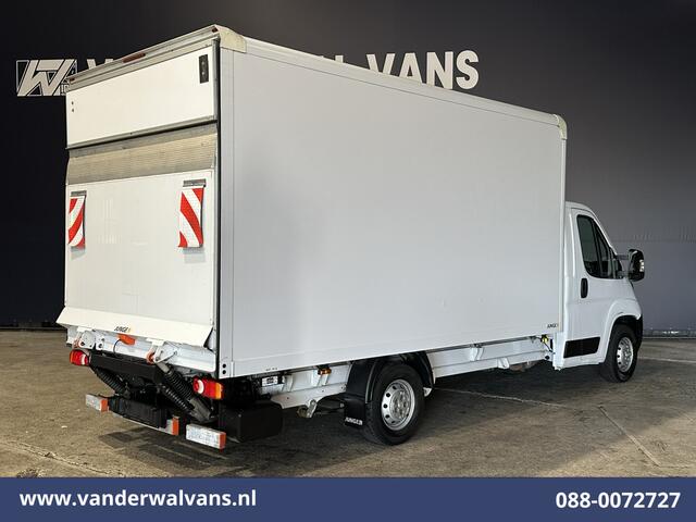 Peugeot BOXER 2.2 BlueHDi 141pk Bakwagen Laadklep Euro6 Airco | Cruisecontrol | 985kg laadvermogen Bijrijdersbank
