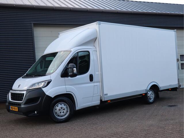 Peugeot BOXER 2.2 BlueHDi 141pk Euro 6 Bakwagen 4,5m - Navi - Camera - Cruise