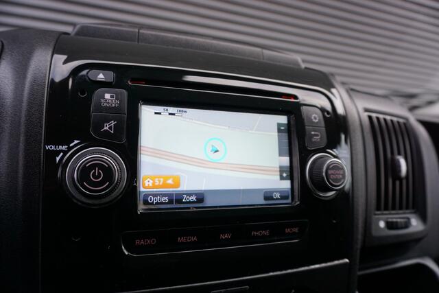 Peugeot BOXER 111pk Euro6 L1H1 Navi Trekhaak Camera Imperiaal Cruise Control Airco