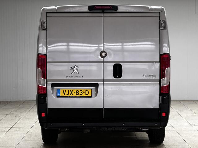 Peugeot BOXER 435 2.2 BlueHDi 140 L2H1 Zwaar Premium /Zij-schuifdeur rechts /DAB+! /Navi /Airco /Cruise /Elek. pakket /Bluetooth /6-Bak /LED Dagrijverl. /PDC V+A.