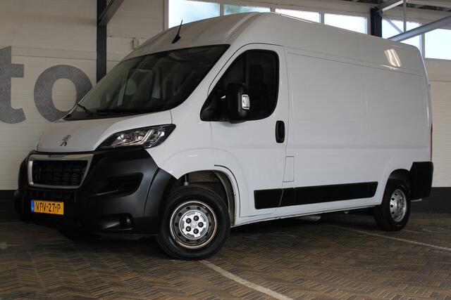 Peugeot BOXER 330 2.2 BlueHDi 140 L2H2 Premium | Incl. 12 maanden garantie | Cruise control | Parkeercamera | Airco | Bluetooth | DAB Radio | Start/stop systeem | Multifunctioneel stuurwiel |