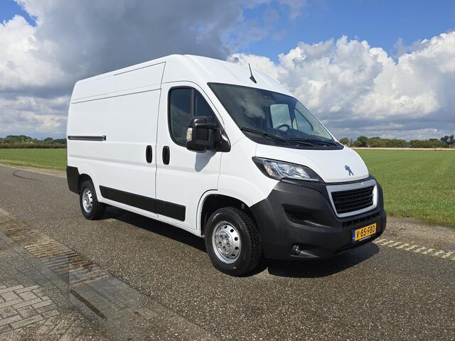 Peugeot BOXER 330 2.2 BlueHDi L2 H2 - 120 Pk - Euro 6 - Navi - ParkeerCamera - Airco - Cruise Control