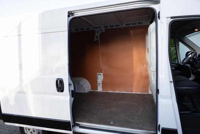 Peugeot BOXER 330 2.2 BlueHDi 120 L2H2 Premium ?NAV?Cr.Control