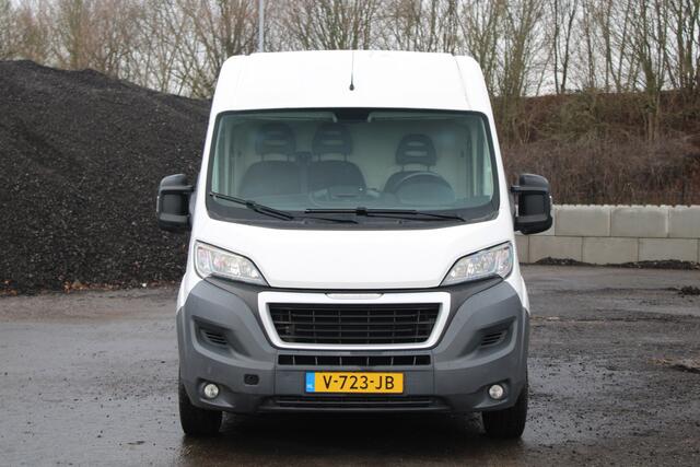 Peugeot BOXER 330 2.0 BlueHDI L2H2 Premium Pack