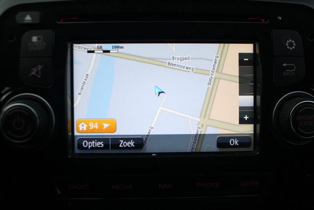 Peugeot BOXER 330 2.0 BlueHDI L2H2 Premium Pack