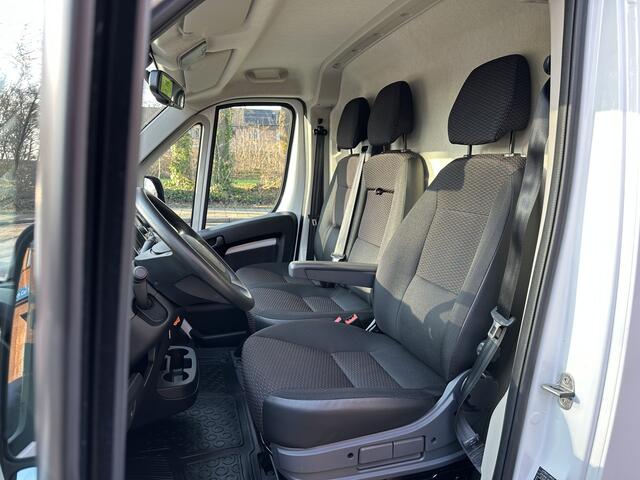 Peugeot BOXER e-Boxer 435 L3H2 Premium 70 kWh 136pk | Achteruitrijcamera |