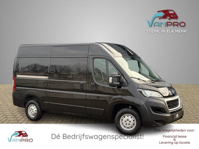 Peugeot BOXER 2.2 BlueHDI 140PK L2H2 PREMIUM / Navi / Trekhaak 2500kg / Climate Control