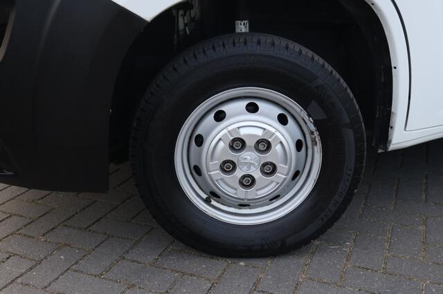 Peugeot BOXER 330 2.2 HDI L2H2 140pk | Trekhaak | Camera | Airco | Bluetooth