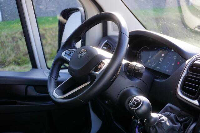 Peugeot BOXER 2.2 BlueHDi 140 S&S L3H2 3.5t in Topstaat |BPM vrij |Facelift |Groot scherm |FULL-LED koplampen |Camera |Cruise |Navi |Climate |2e airbag |Betimmering |Lederen stuurwiel |3500 KG