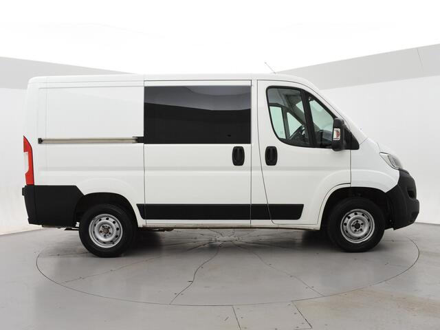 Peugeot BOXER 330 2.0 BLUEHDI 130 PK EURO 6 + CAMERA | TREKHAAK | NAVIGATIE | CRUISE | AIRCO