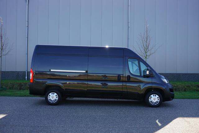 Peugeot BOXER 335 2.2 BlueHDi 140 L3H2 Premium in Topstaat |1e eigenaar |Camera |Cruise |Navi |Airco |Metallic |3500 KG |EURO6D |BPM voordeel! |Lage km-stand