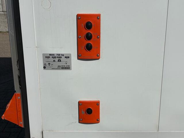 Peugeot BOXER 2.2 HDI 140PK Bakwagen /Laadklep/Clima/Cruise/Camera/Carplay