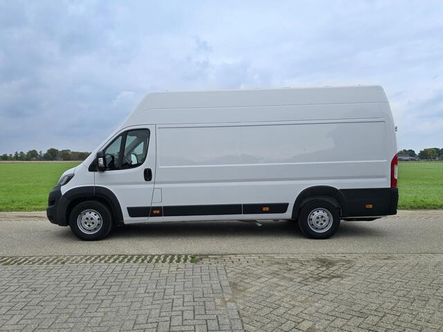Peugeot BOXER 435 2.2 BlueHDi L4 H3 - 165 Pk - Euro 6 - Airco - ParkeerCamera - Laadklep