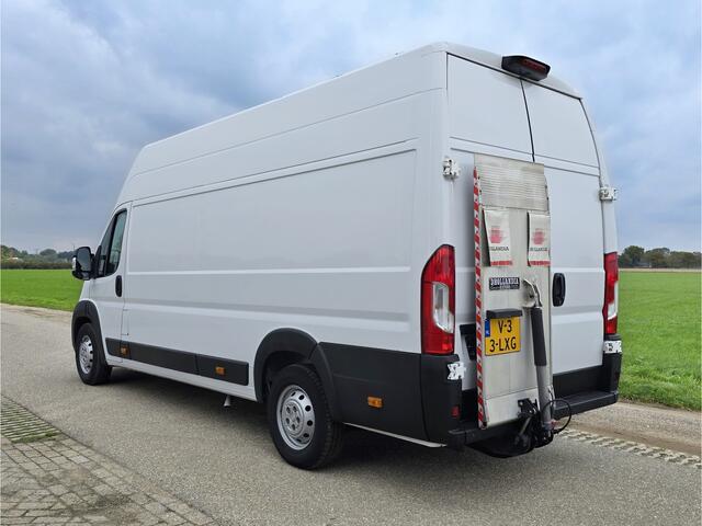 Peugeot BOXER 435 2.2 BlueHDi L4 H3 - 165 Pk - Euro 6 - Airco - ParkeerCamera - Laadklep