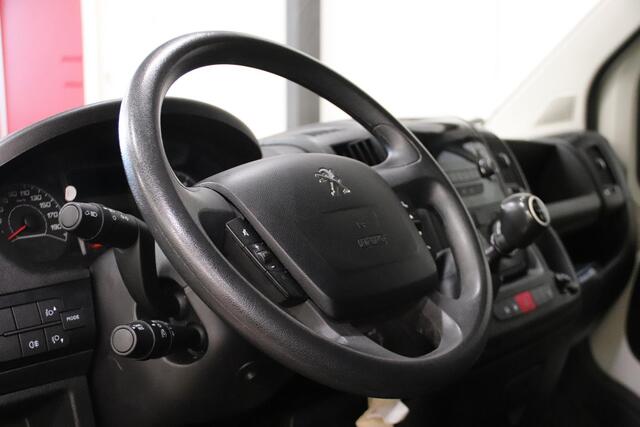 Peugeot BOXER L2H2 DUBBEL CABINE 7 personen IMPERIAAL Peugeot Boxer L2H2 DUBBEL CABINE 7 personen met IMPERIAAL