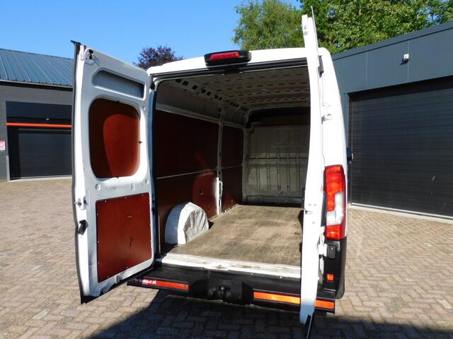 Peugeot BOXER 435 2.0 BlueHDI L3H2 Premium 1e EIGENAAR! CAMERA! CRUISE! BLUETOOTH! AIRCO! TREKHAAK!