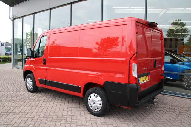 Peugeot BOXER 330 2.2 BlueHDi 120pk L1H1 Premium Airco Navi Camera Trekhaak BPM-vrij 1e eigenaar dealer onderhouden