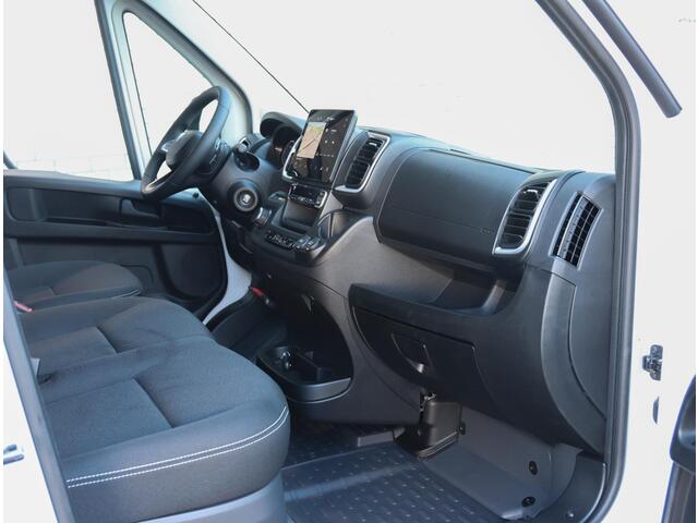 Peugeot BOXER e-Boxer 3.5t L4H3 Zwaar 110 kWh | 1ste eigenaar | AppleCarPlay/AndroidAuto | Navigatie | Cruise Control | Climate Control | Keyless | LED | Camera | 3 zits | Laadvloer | Parkeersensoren |