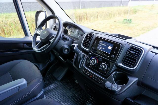 Peugeot BOXER 2.2 BlueHDi 180 L4H3 3.5t Zwaar Automaat |In Topstaat |1e eigenaar |Camera |Cruise |Stoelverwarming |Standkachel |2e airbag |180 pk |Airco |Keyless